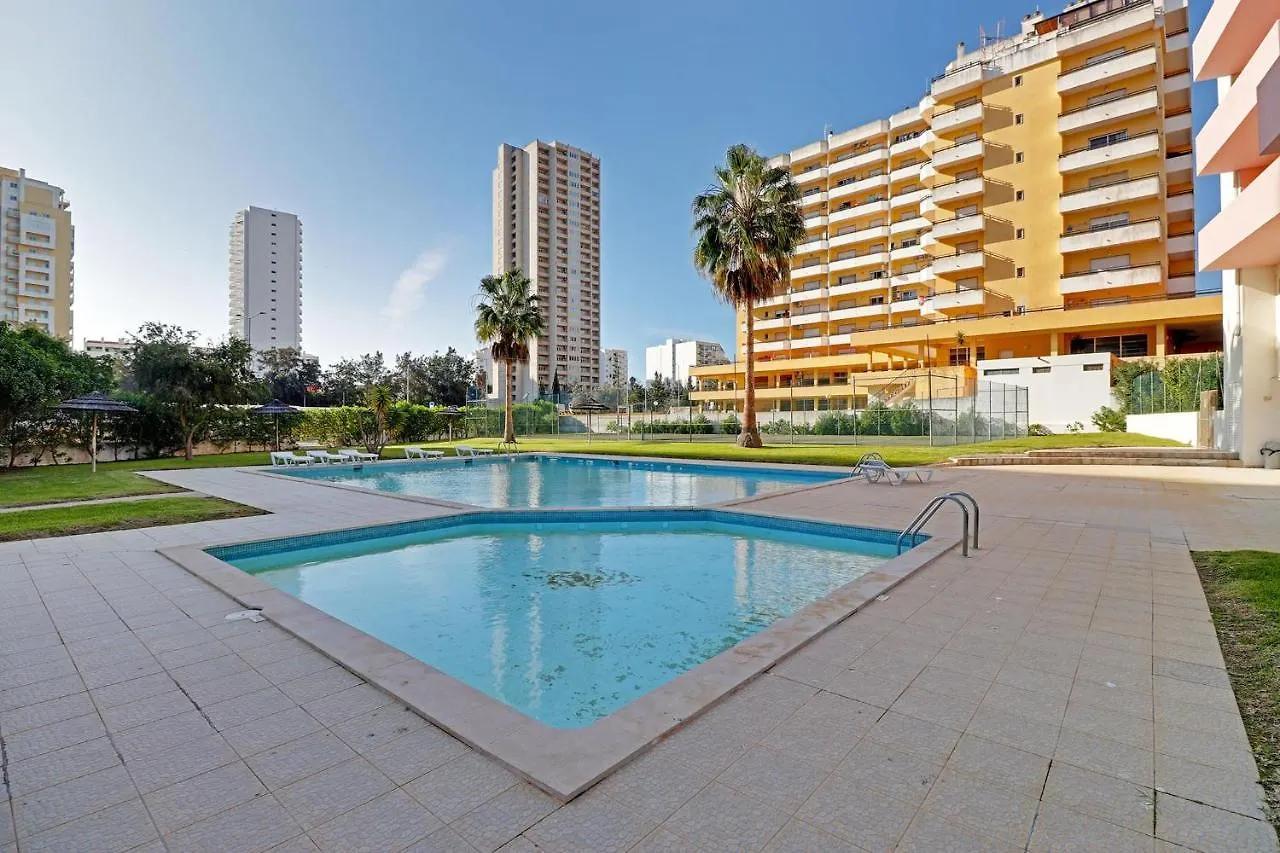 Praia Da Rocha Central 1 With Pool By Homing Portimao