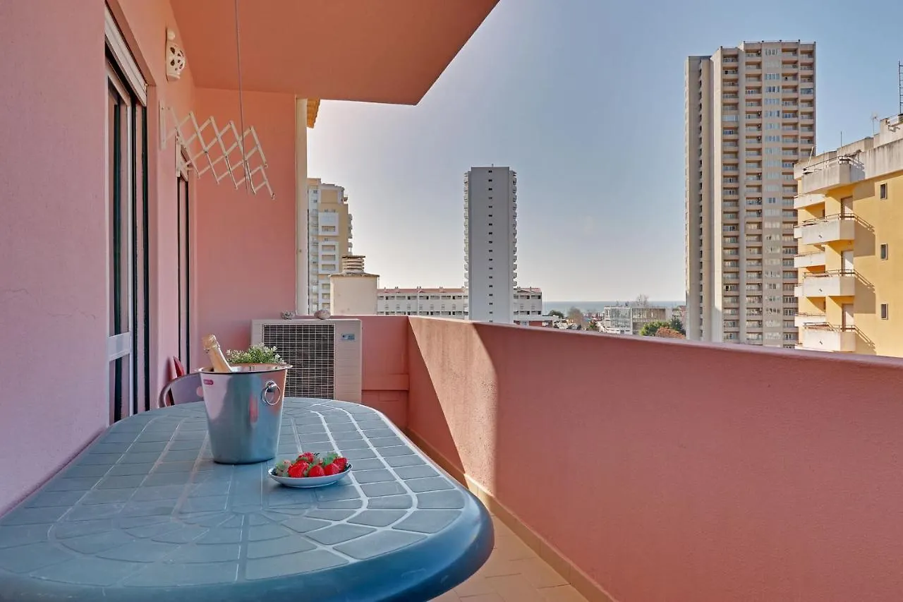 Apartment Praia Da Rocha Central 1 With Pool By Homing Portimao